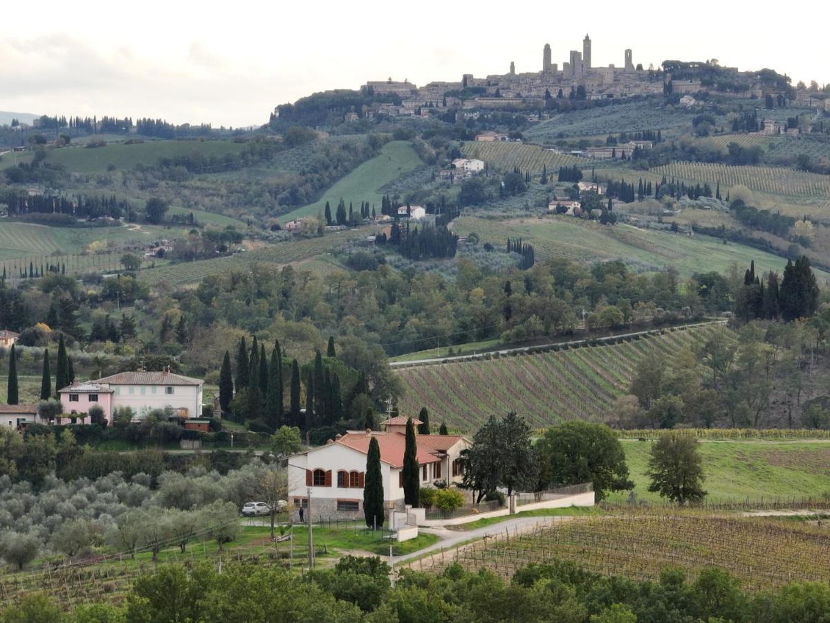 Podere La Quercia ซานจีมิญญาโน ภายนอก รูปภาพ