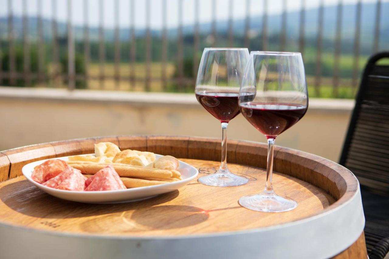 Podere La Quercia ซานจีมิญญาโน ภายนอก รูปภาพ