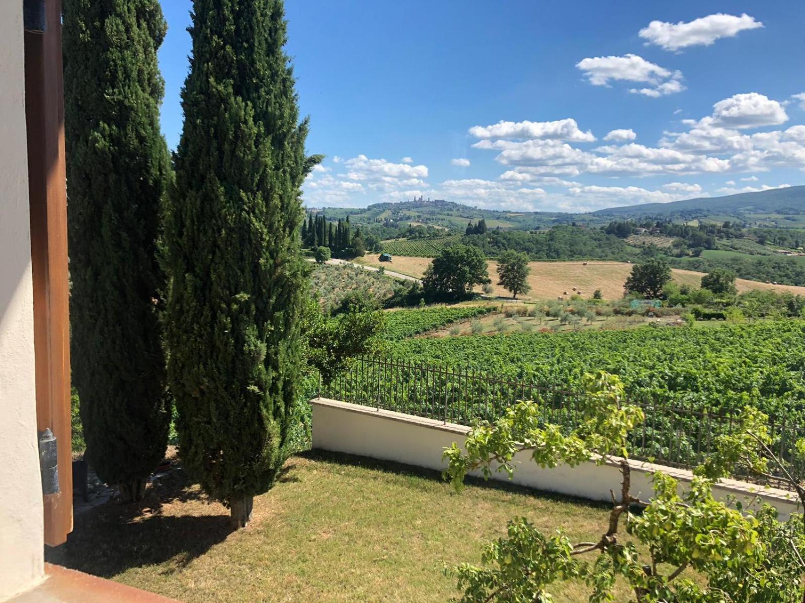 Podere La Quercia ซานจีมิญญาโน ภายนอก รูปภาพ
